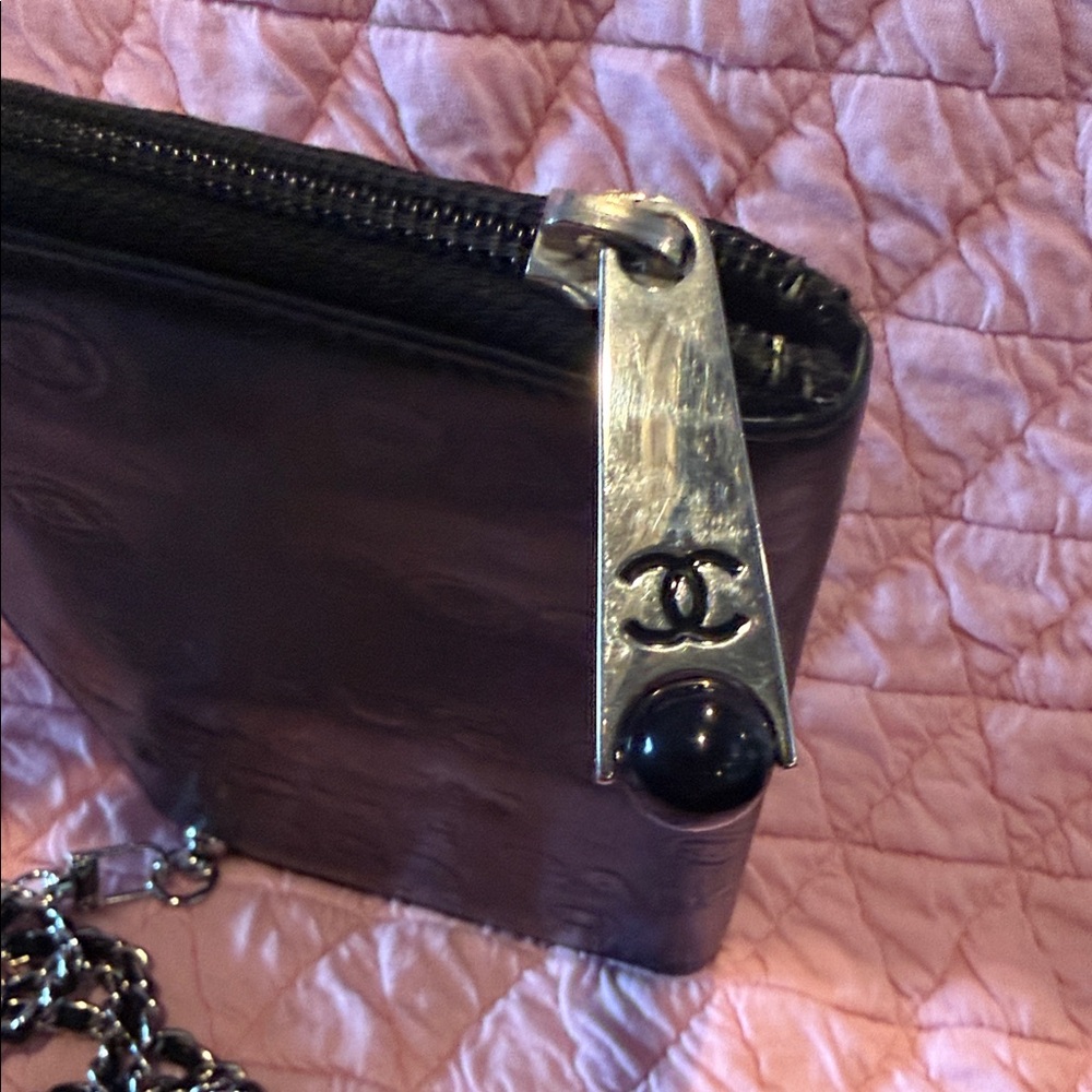 CHANEL Black Wallet/Organizer with Silver Chain - Picture 3 of 9